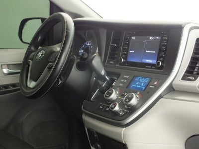 2020 Toyota Sienna LE *RELIABLE DAILY DRIVER!*