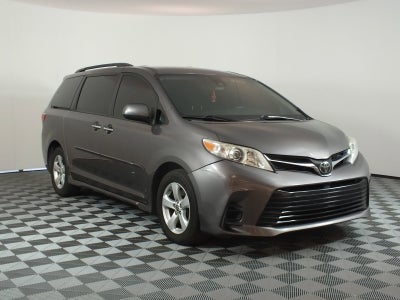 2020 Toyota Sienna LE *RELIABLE DAILY DRIVER!*