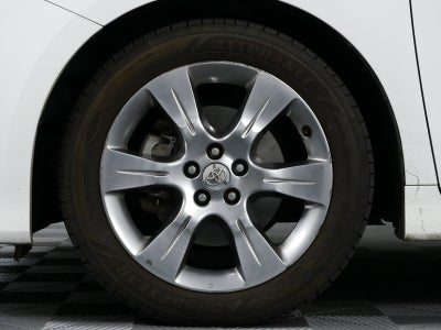 2014 Toyota Sienna SE *CLEAN CARFAX!*