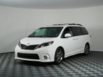 2014 Toyota Sienna SE *CLEAN CARFAX!*