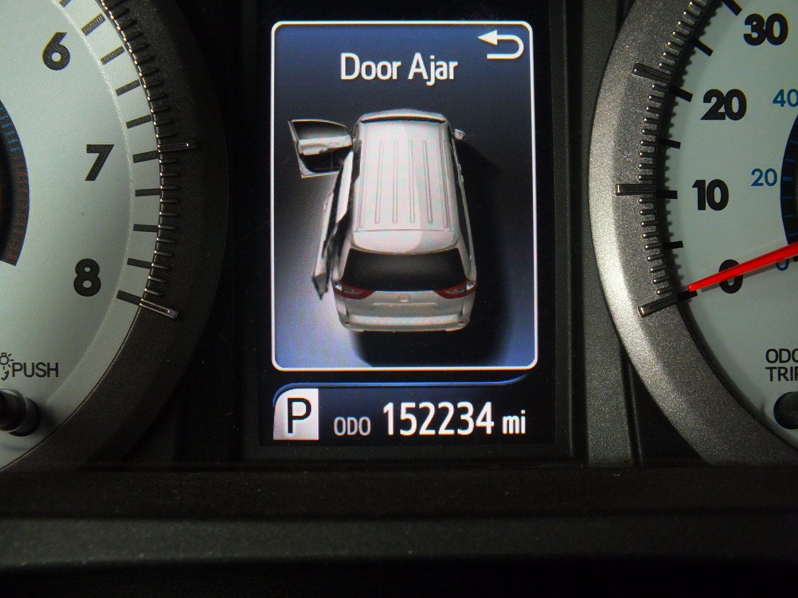 2018 Toyota Sienna SE *RELIABLE DAILY DRIVER!*