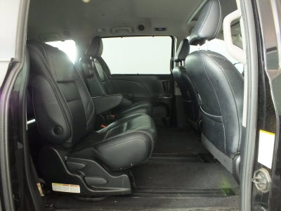 2018 Toyota Sienna SE *RELIABLE DAILY DRIVER!*