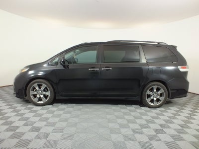 2018 Toyota Sienna SE *RELIABLE DAILY DRIVER!*