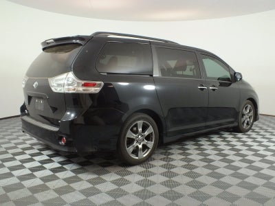 2018 Toyota Sienna SE *RELIABLE DAILY DRIVER!*