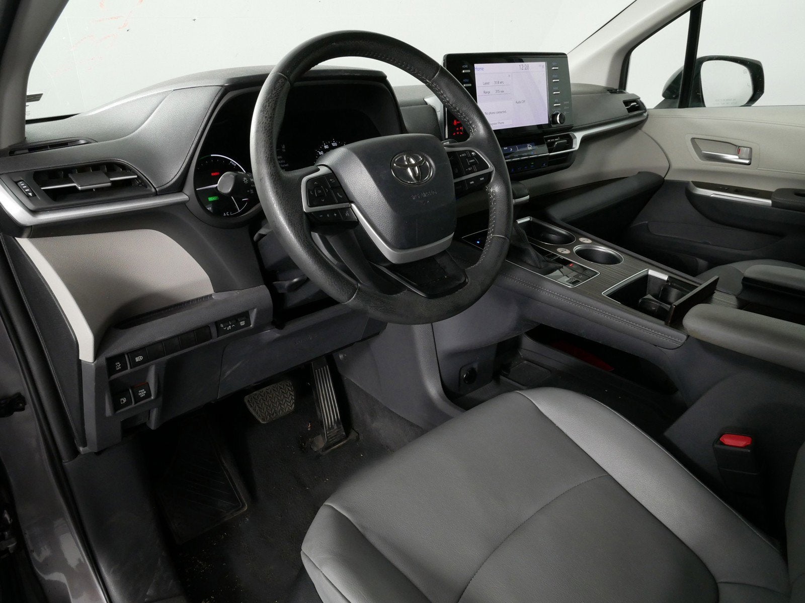 2024 Toyota Sienna XLE Hybrid *1-OWNER, CLEAN CARFAX!*