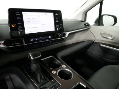 2024 Toyota Sienna XLE Hybrid *1-OWNER, CLEAN CARFAX!*