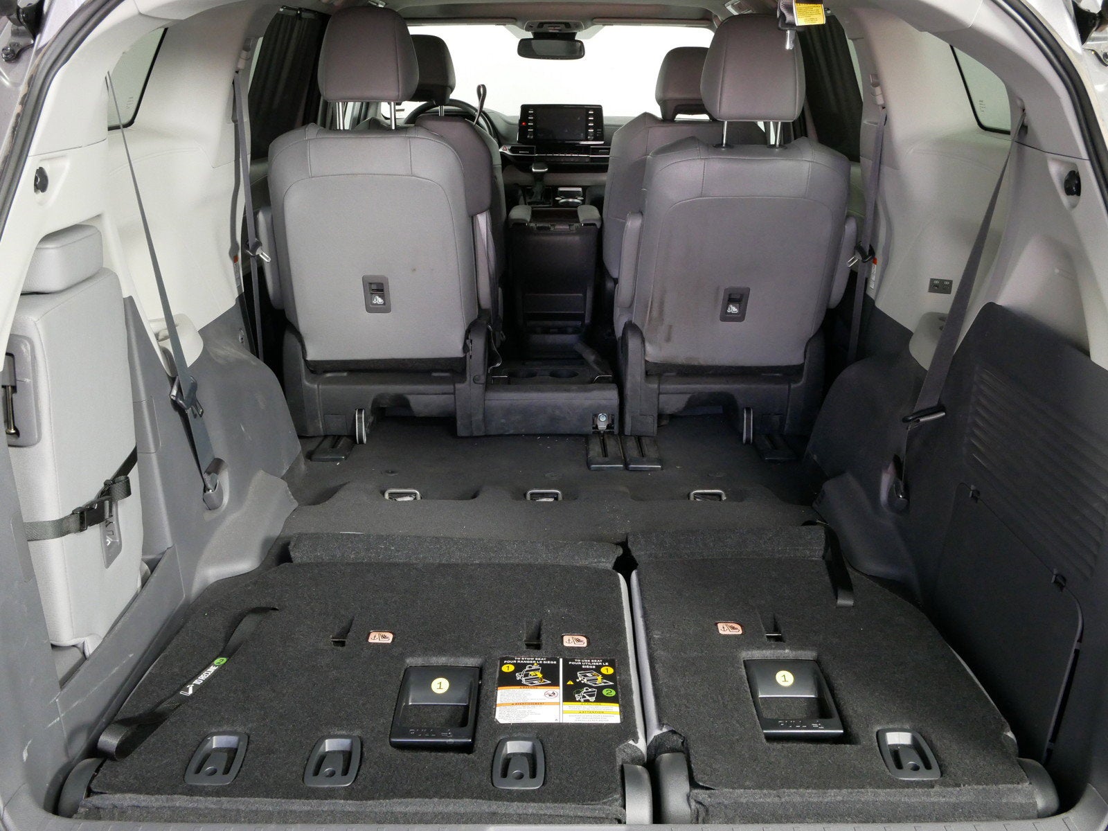 2024 Toyota Sienna XLE Hybrid *1-OWNER, CLEAN CARFAX!*