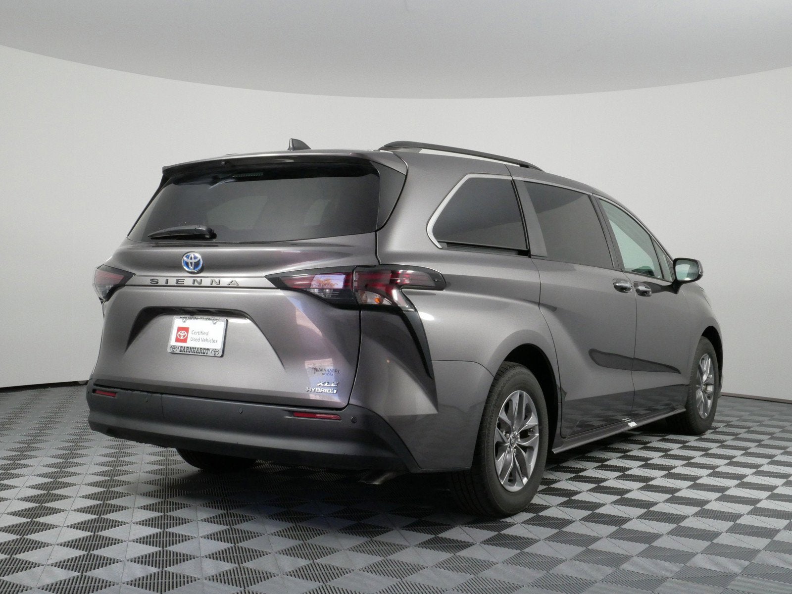 2024 Toyota Sienna XLE Hybrid *1-OWNER, CLEAN CARFAX!*