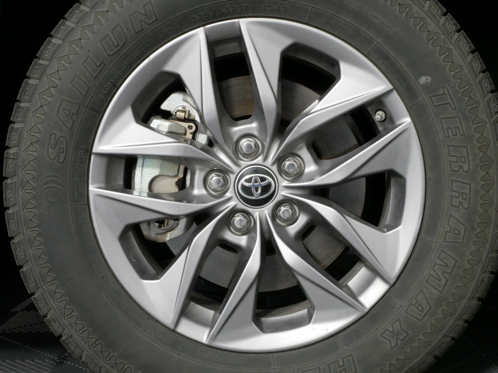 2024 Toyota Sienna XLE Hybrid *1-OWNER, CLEAN CARFAX!*