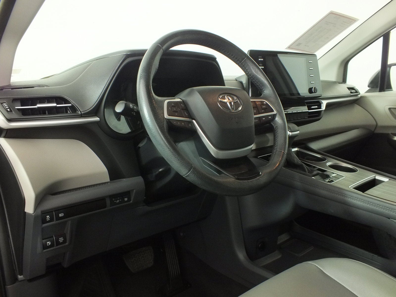 2024 Toyota Sienna XLE Hybrid *1-OWNER*