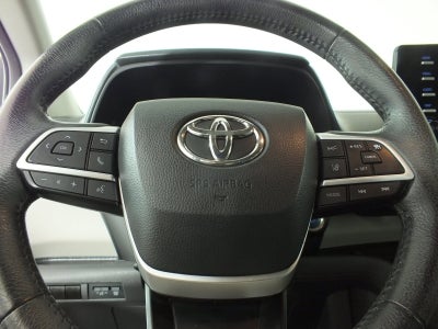 2024 Toyota Sienna XLE Hybrid *1-OWNER*