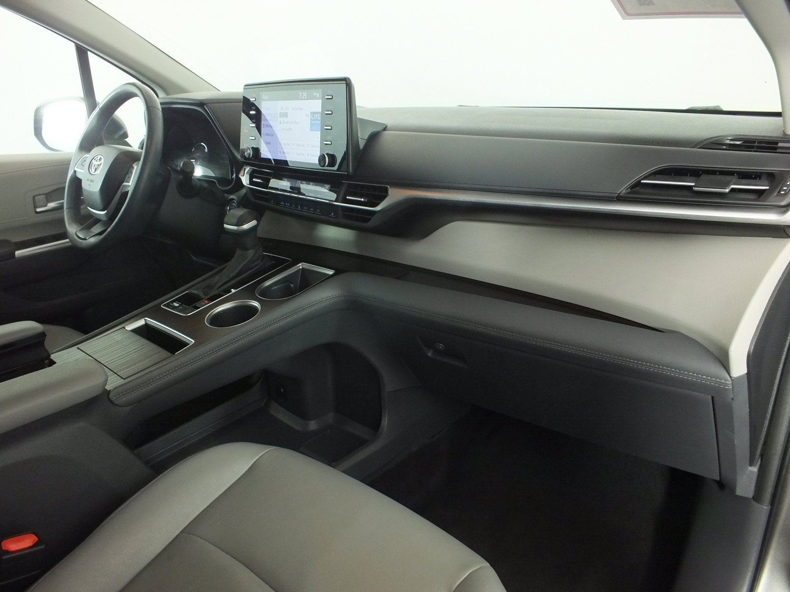 2024 Toyota Sienna XLE Hybrid *1-OWNER*