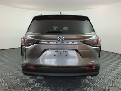 2024 Toyota Sienna XLE Hybrid *1-OWNER*