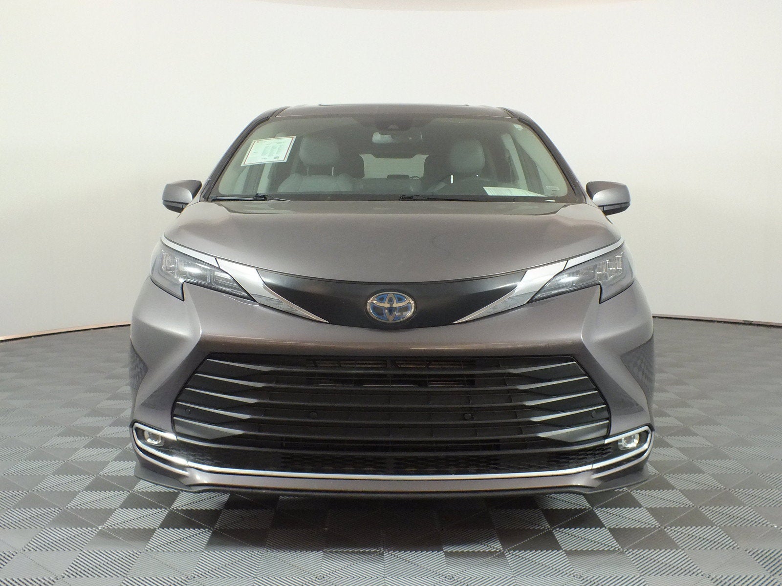 2024 Toyota Sienna XLE Hybrid *1-OWNER*