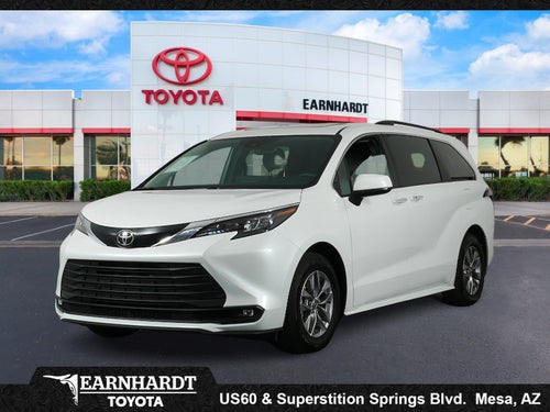 2026 Toyota Sienna XLE *CLEAN CARFAX! LIKE NEW!*