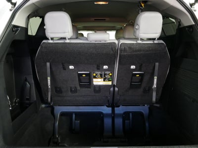 2026 Toyota Sienna XLE *CLEAN CARFAX! LIKE NEW!*