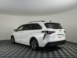 2026 Toyota Sienna XLE *CLEAN CARFAX! LIKE NEW!*