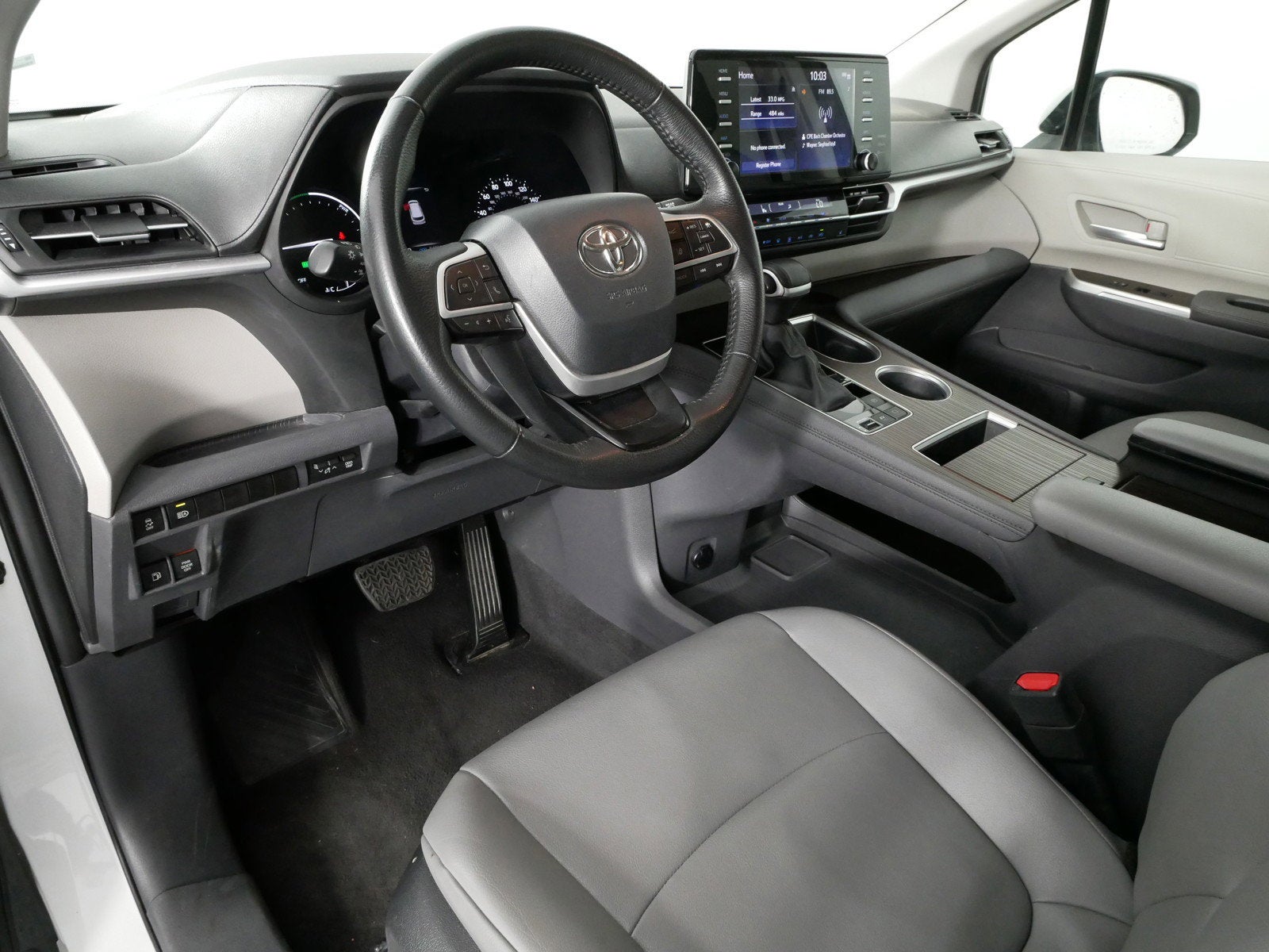 2024 Toyota Sienna XLE 7 Passenger FWD *1 OWNER, CLEAN CARFAX!*