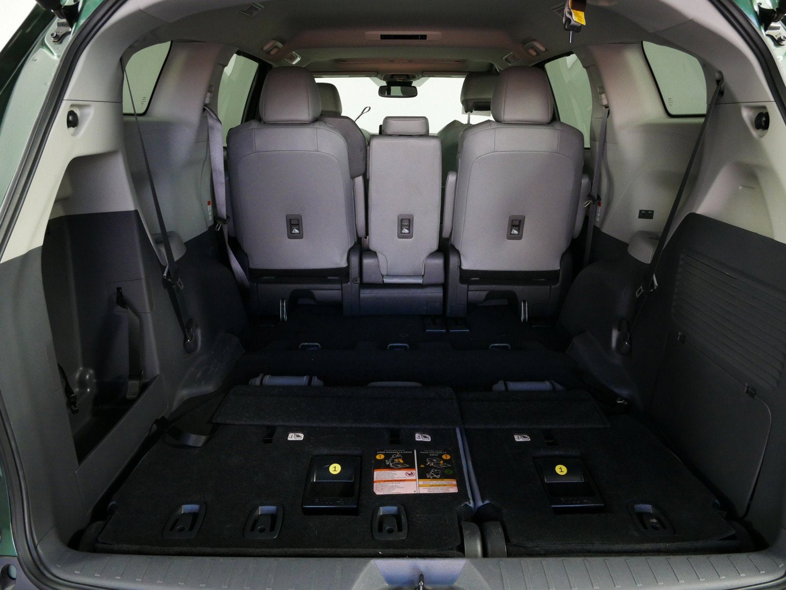2024 Toyota Sienna XLE Hybrid *1-OWNER*