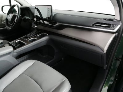 2024 Toyota Sienna XLE Hybrid *1-OWNER*