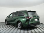 2024 Toyota Sienna XLE Hybrid *1-OWNER*