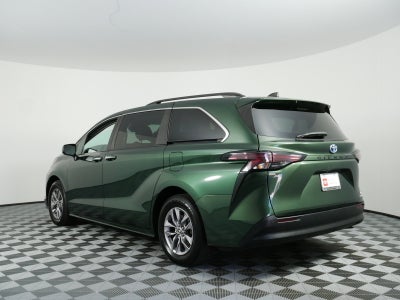 2024 Toyota Sienna XLE Hybrid *1-OWNER*