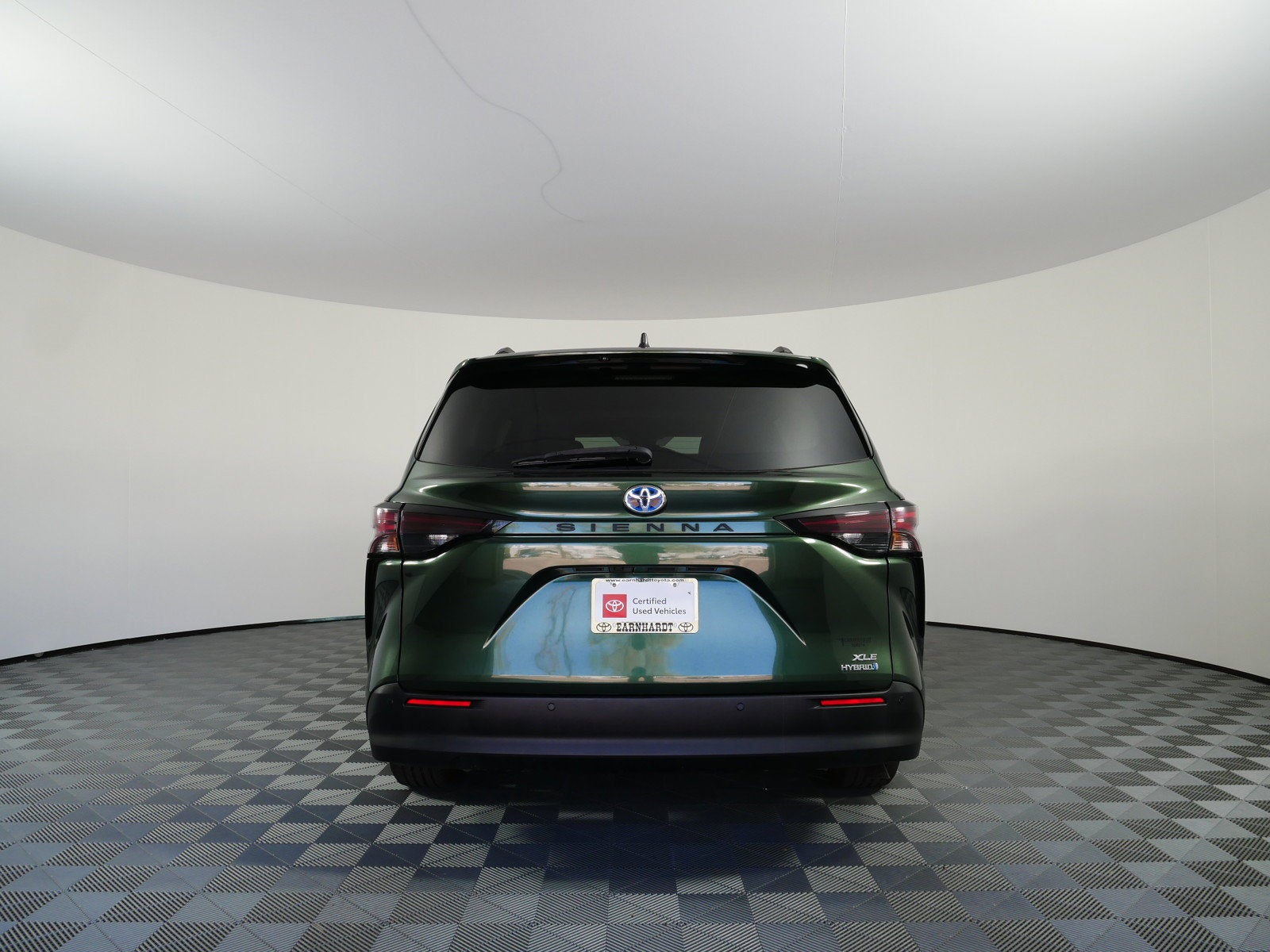 2024 Toyota Sienna XLE Hybrid *1-OWNER*