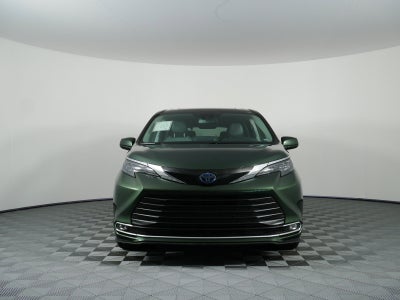 2024 Toyota Sienna XLE Hybrid *1-OWNER*