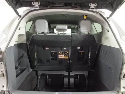 2024 Toyota Sienna XLE Hybrid *1-OWNER*