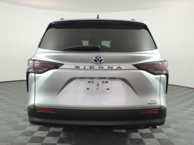 2024 Toyota Sienna XLE Hybrid *1-OWNER*