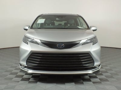 2024 Toyota Sienna XLE Hybrid *1-OWNER*