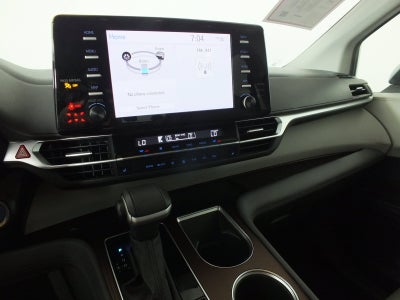2024 Toyota Sienna XLE Hybrid *1-OWNER*