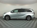 2024 Toyota Sienna XLE Hybrid *1-OWNER*