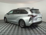 2024 Toyota Sienna XLE Hybrid *1-OWNER*