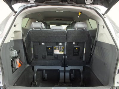 2024 Toyota Sienna XLE Hybrid *1-OWNER*