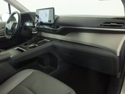2024 Toyota Sienna XLE Hybrid *1-OWNER*