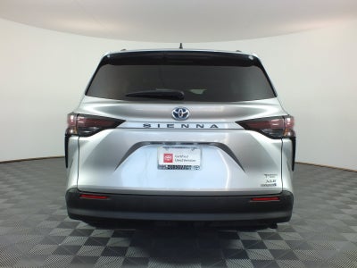 2024 Toyota Sienna XLE Hybrid *1-OWNER*
