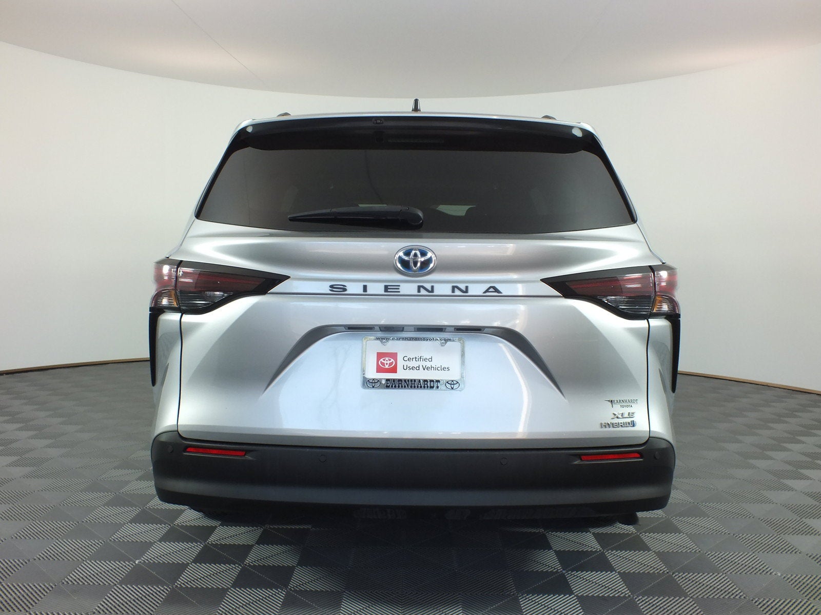 2024 Toyota Sienna XLE Hybrid *1-OWNER*