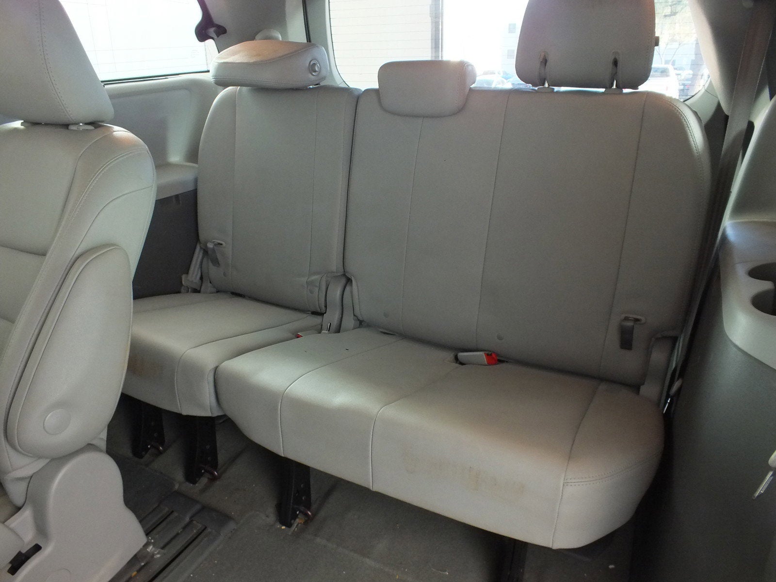 2018 Toyota Sienna XLE *CLEAN CARFAX*