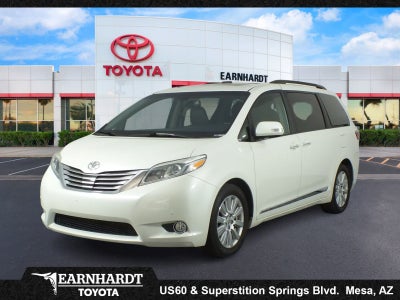 2017 Toyota Sienna Limited Premium *CLEAN CARFAX!*