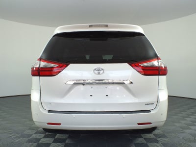 2017 Toyota Sienna Limited Premium *CLEAN CARFAX!*