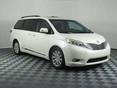 2017 Toyota Sienna Limited Premium *CLEAN CARFAX!*