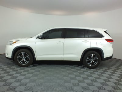 2018 Toyota Highlander LE *CLEAN CARFAX*