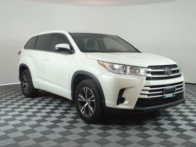 2018 Toyota Highlander LE *CLEAN CARFAX*