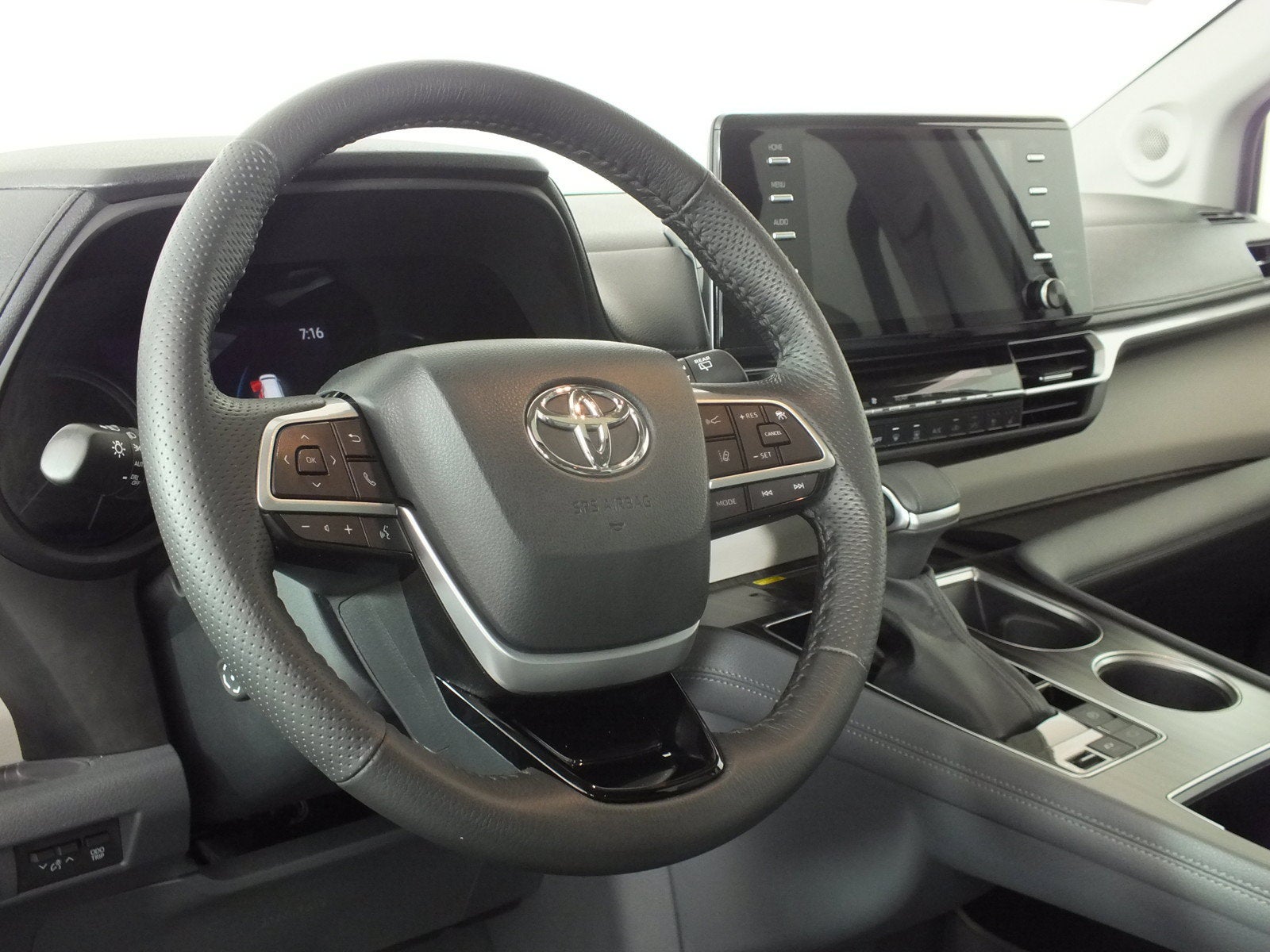 2023 Toyota Sienna Limited *1-OWNER*