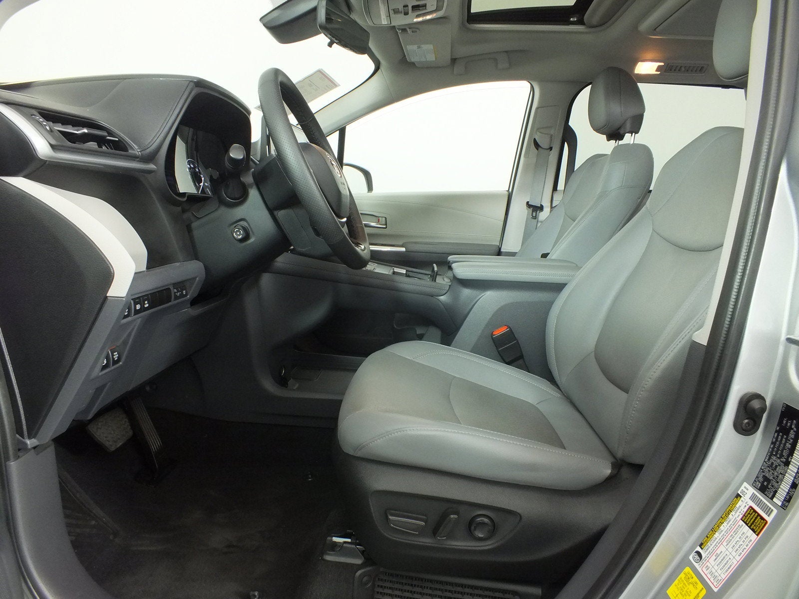 2023 Toyota Sienna Limited *1-OWNER*