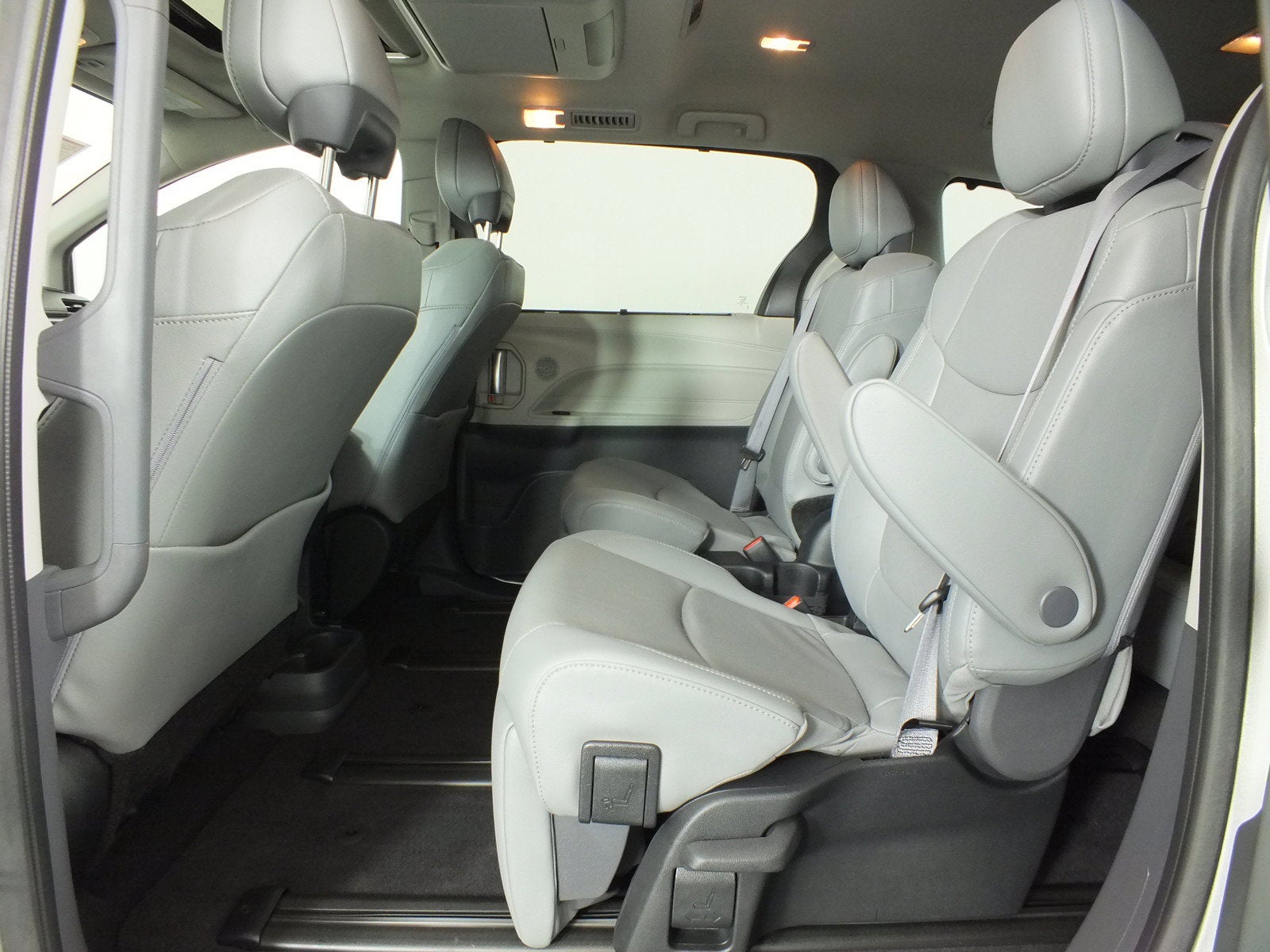 2023 Toyota Sienna Limited *1-OWNER*