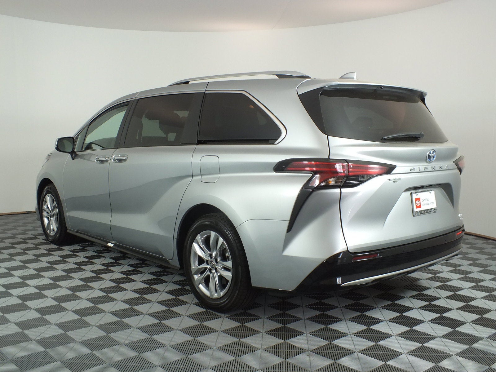 2023 Toyota Sienna Limited *1-OWNER*