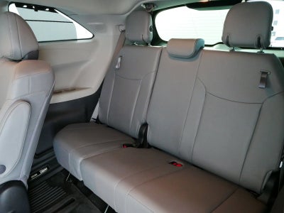 2022 Toyota Sienna Limited FWD *1-OWNER, CLEAN CARFAX!*