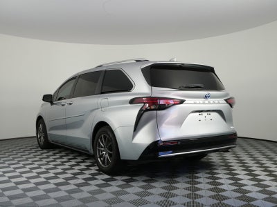2022 Toyota Sienna Limited FWD *1-OWNER, CLEAN CARFAX!*